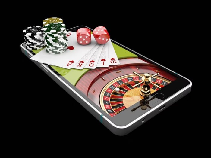 Người chơi Việt Nam trải nghiệm bắn cá trực tuyến trên điện thoại Android sunwib